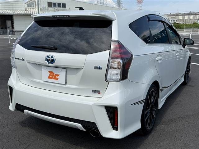PRIUS Alpha
