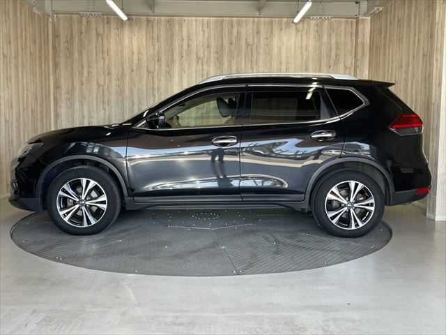X-TRAIL 4WD