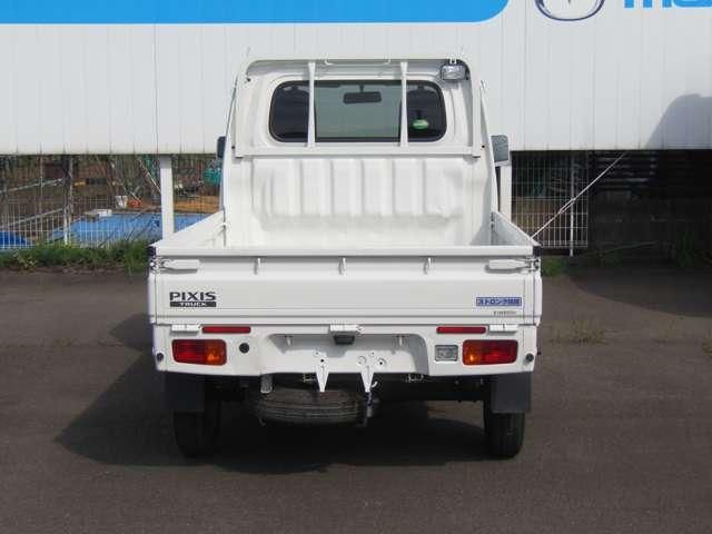 PIXIS truck 4WD