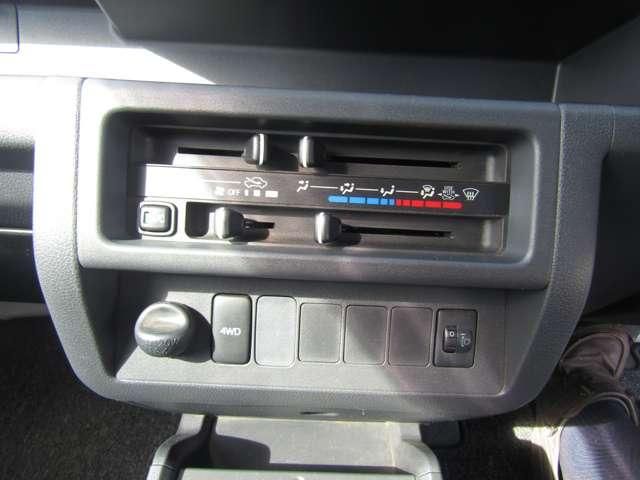 PIXIS truck 4WD