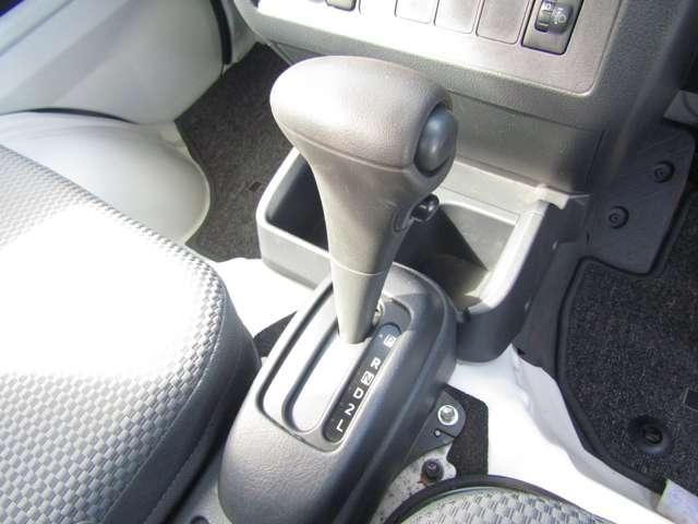 PIXIS truck 4WD