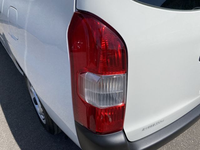 PROBOX van HYBRID