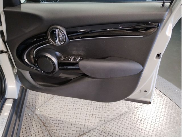 MINI COOPER D 5DOOR