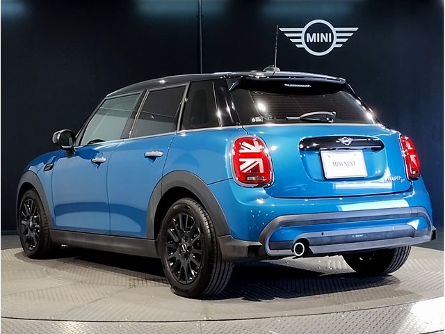 MINI COOPER D 5DOOR