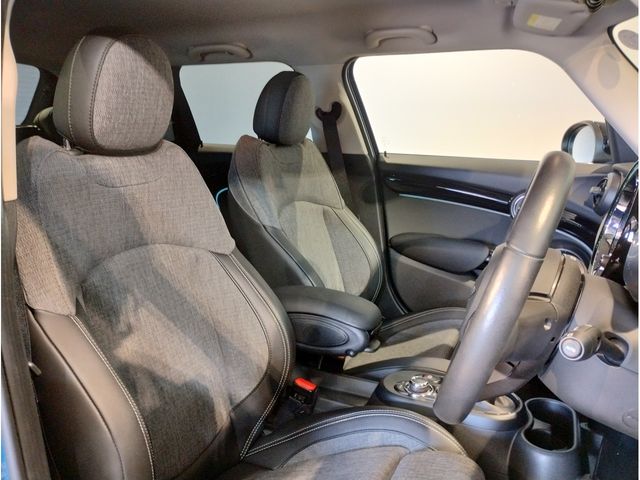 MINI COOPER D 5DOOR