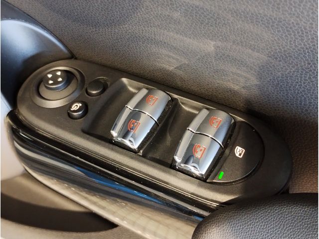 MINI COOPER D 5DOOR