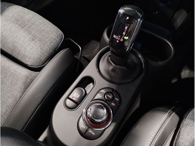 MINI COOPER D 5DOOR