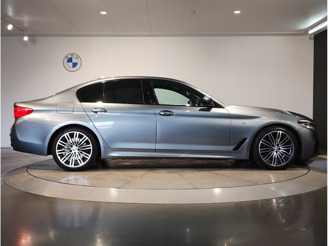 BMW 5 Series sedan