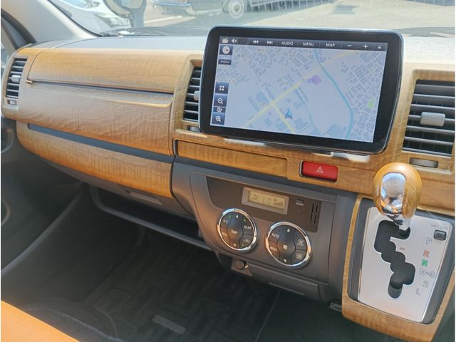 HIACE van 2WD