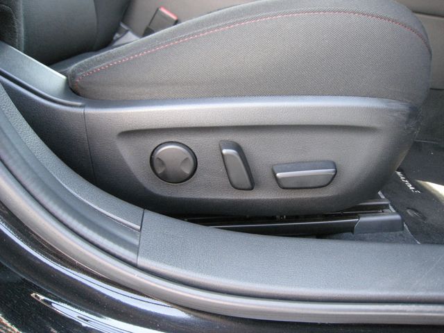 MAZDA3 FASTBACK