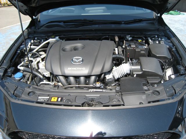 MAZDA3 FASTBACK
