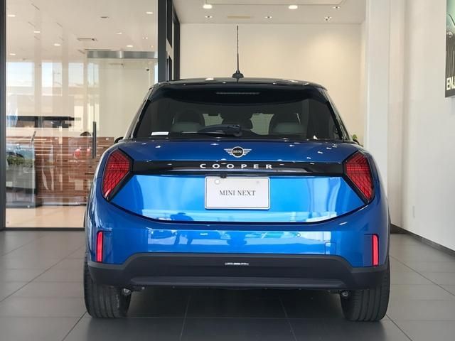 MINI COOPER 5DOOR