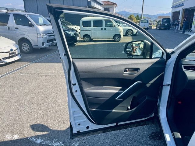 COROLLA CROSS