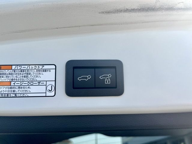 COROLLA CROSS