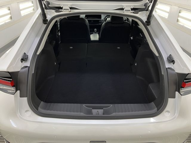 PRIUS 4WD