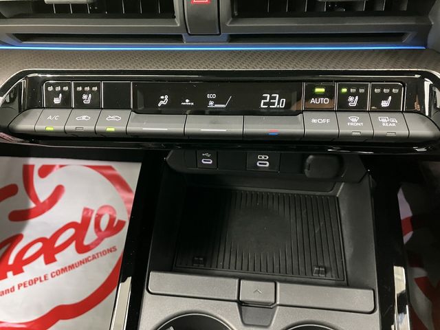 PRIUS 4WD