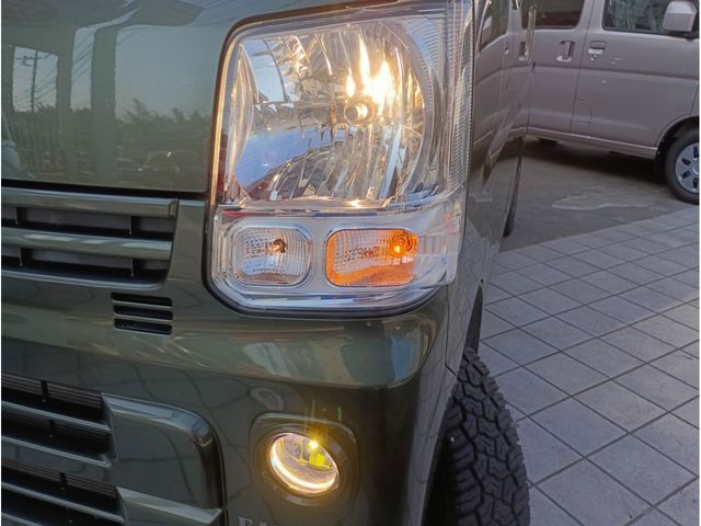EVERY van 4WD