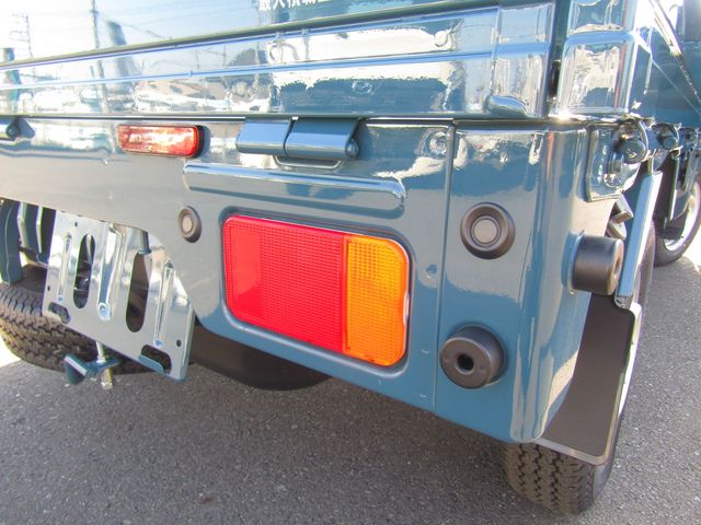 CARRY truck 4WD
