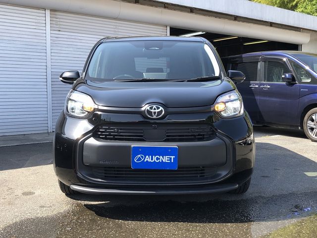 SIENTA HYBRID