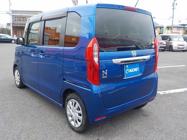 N-BOX