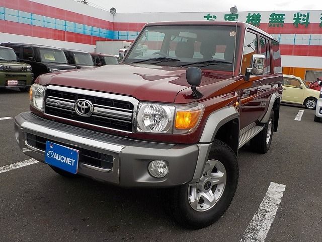 LANDCRUISER van