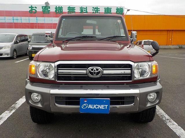 LANDCRUISER van