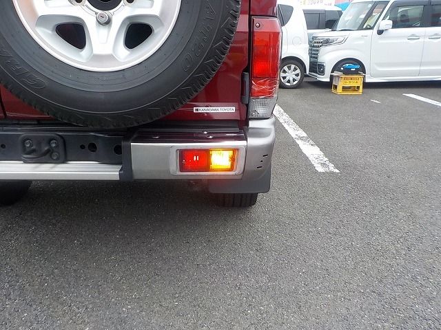 LANDCRUISER van