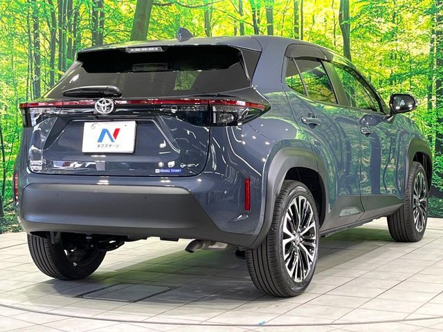 YARIS CROSS HYBRID