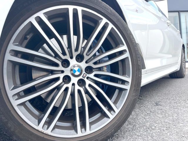 BMW 5 Series sedan