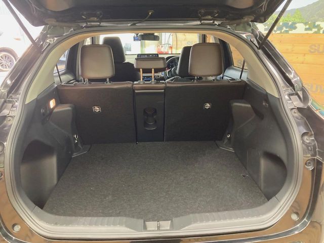 YARIS CROSS HYBRID