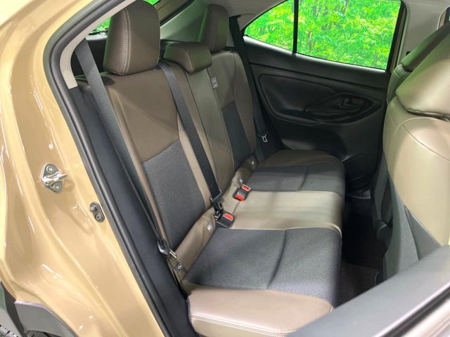 YARIS CROSS HYBRID