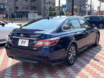 CROWN sedan hybrid