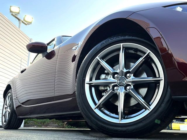 ROADSTER