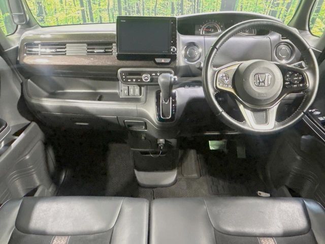 N-BOX CUSTOM