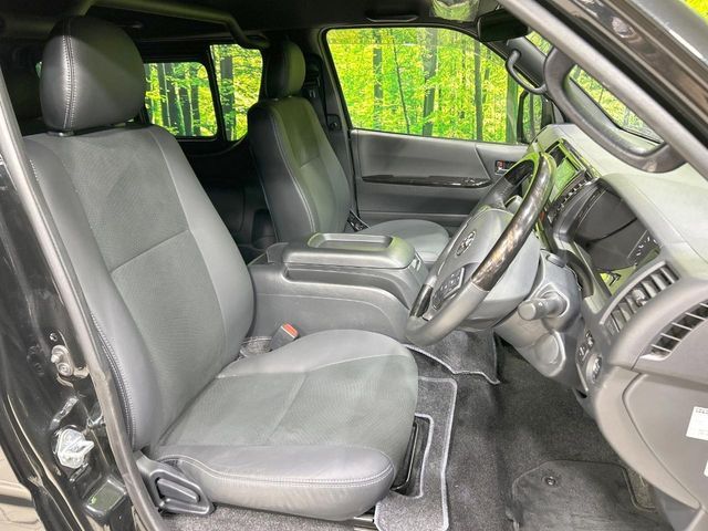 HIACE van 2WD
