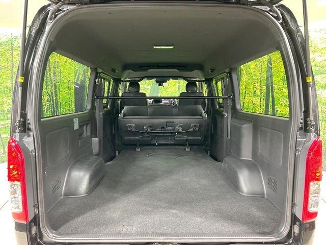 HIACE van 2WD