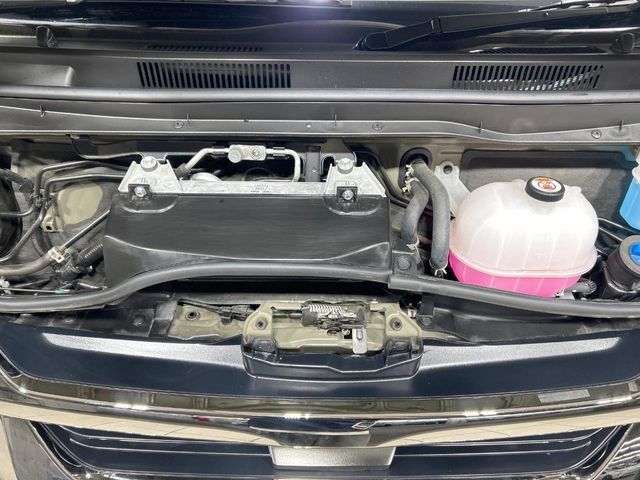 HIACE van 2WD