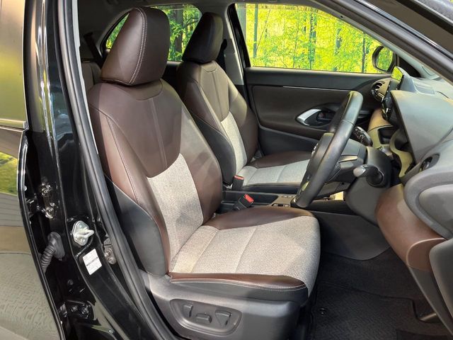 YARIS CROSS HYBRID
