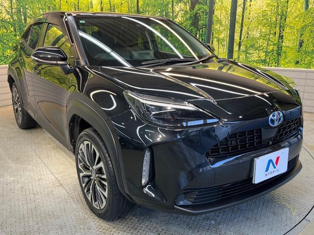 YARIS CROSS HYBRID