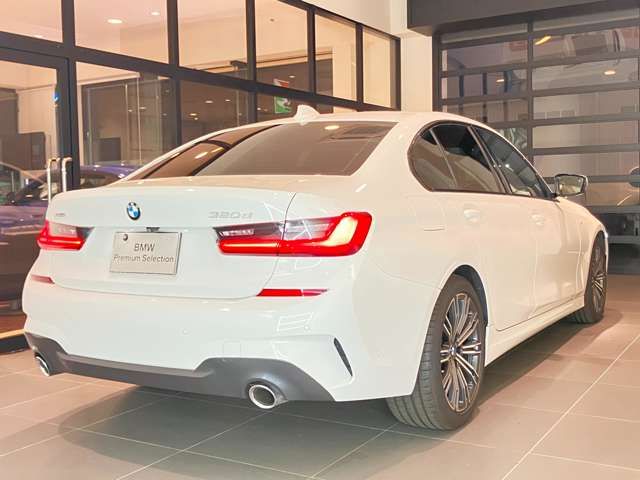 BMW 3 Series sedan