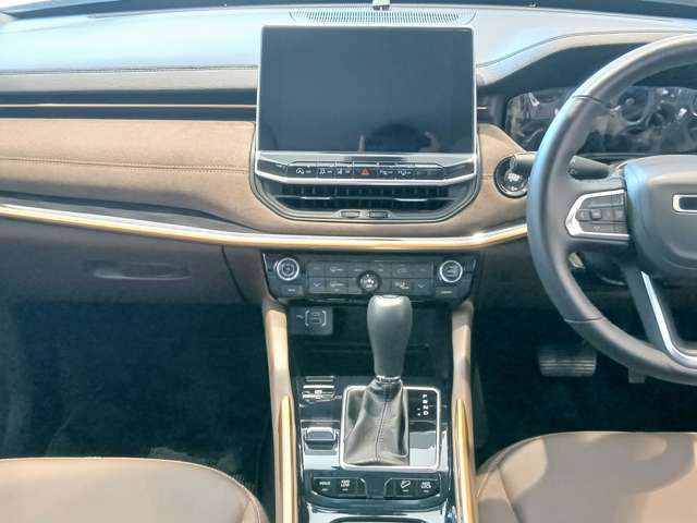 JEEP COMMANDER