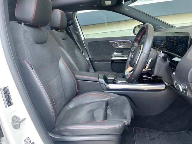 MERCEDES BENZ GLA class