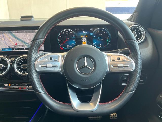 MERCEDES BENZ GLA class