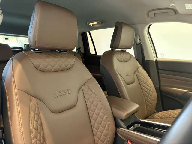 JEEP COMMANDER