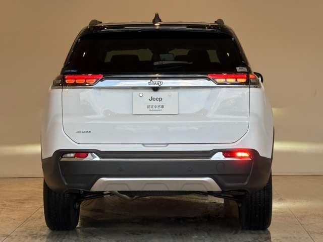 JEEP COMMANDER