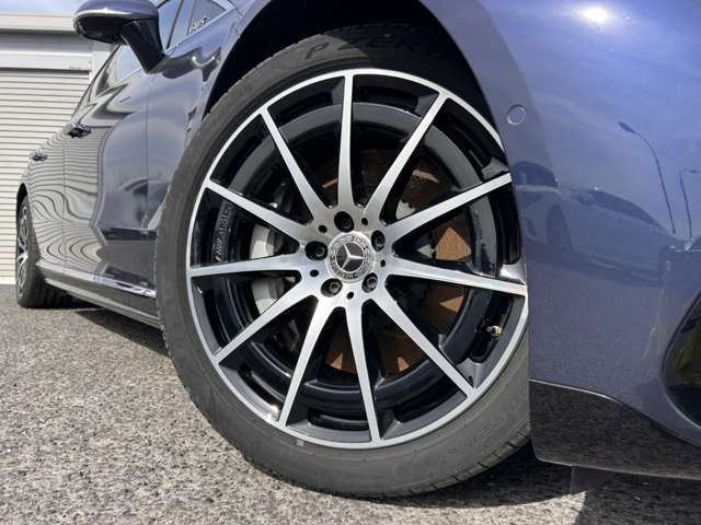 MERCEDES BENZ EQS