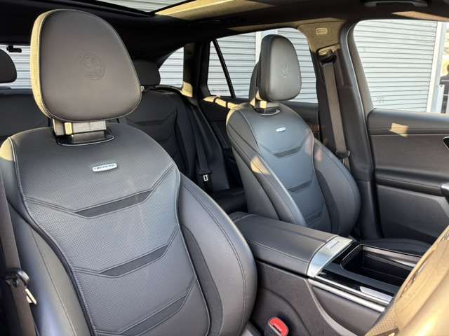 MERCEDES AMG GLCclass