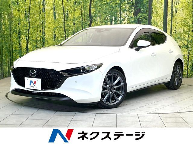 MAZDA3 FASTBACK