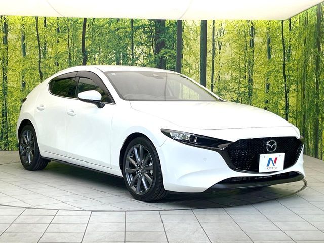 MAZDA3 FASTBACK