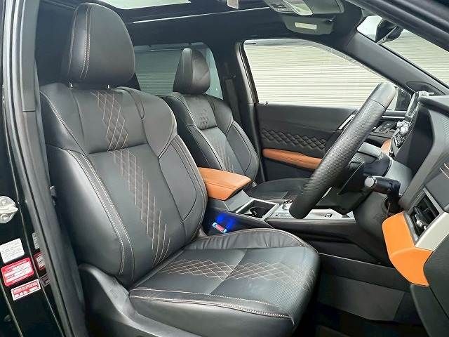 OUTLANDER PHEV